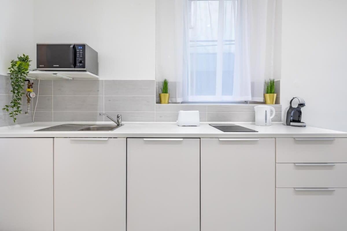 Cozy New - Easy Center Access Apartman *